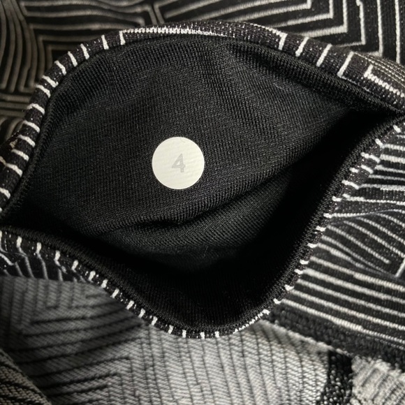 Lululemon Wunder Under Crop Leggings - Picture 8 of 11